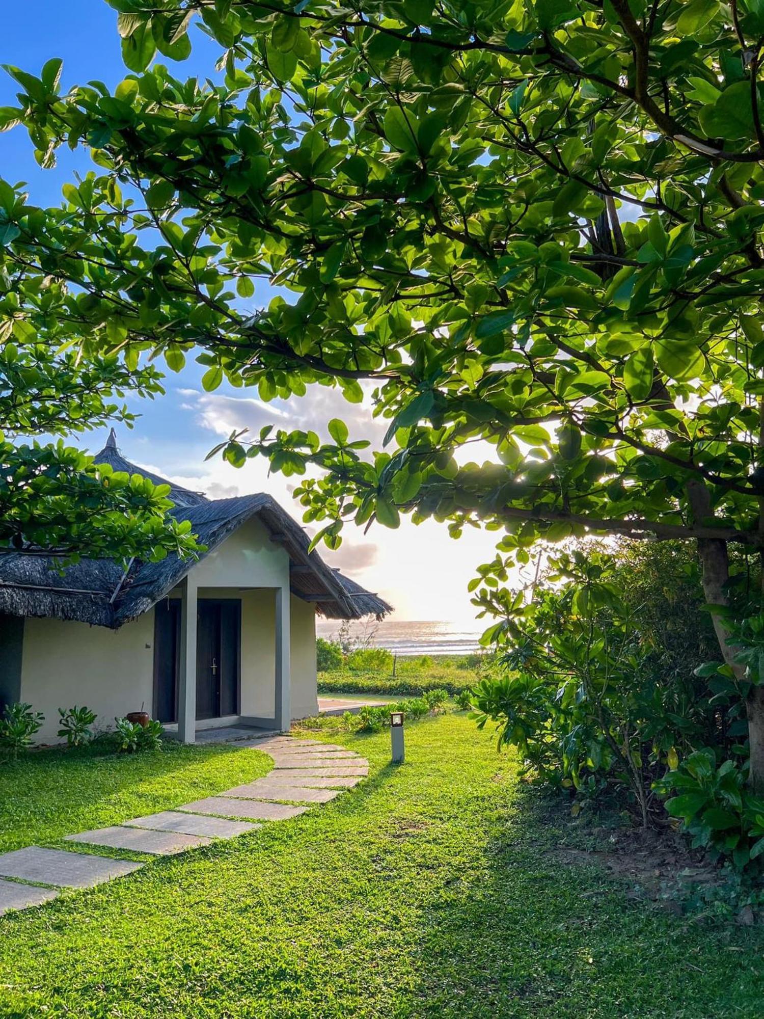 Crown Retreat Quy Nhon Resort Exterior photo