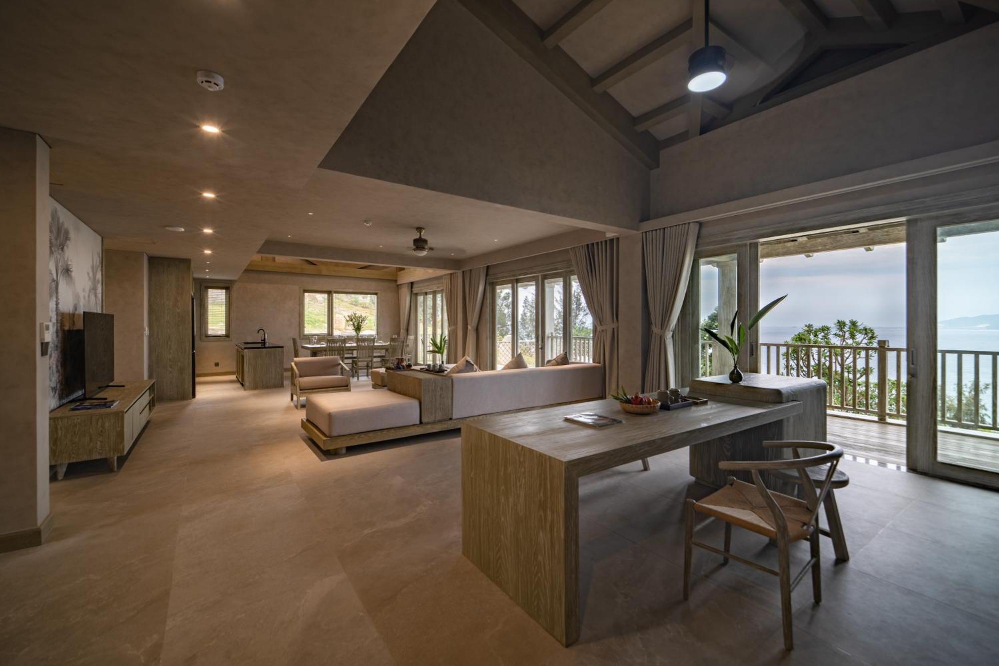 Crown Retreat Quy Nhon Resort Exterior photo